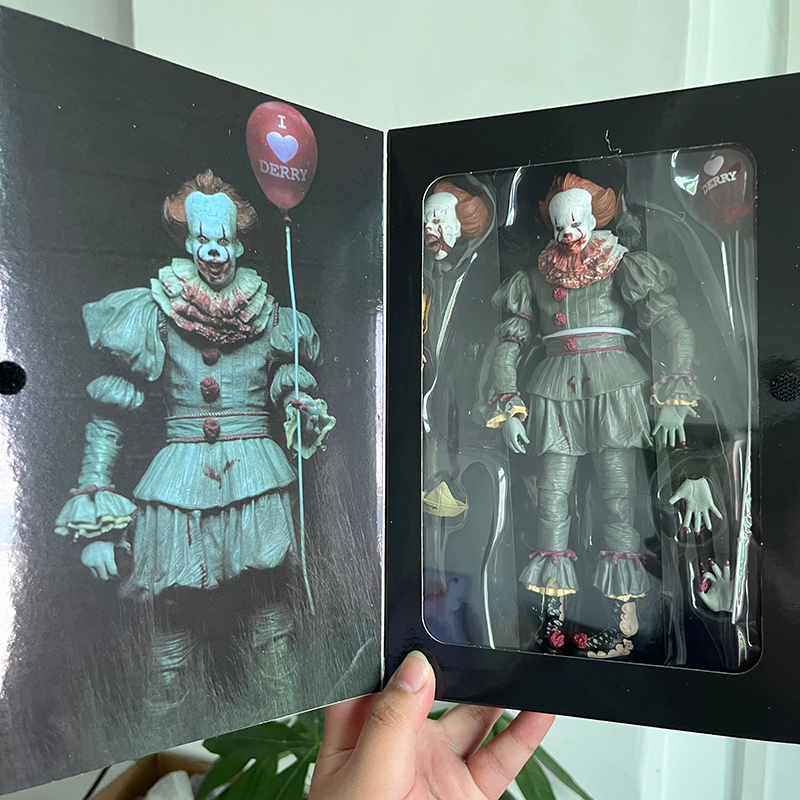 NECA Pennywise Joker Action Fi - Kotobukiya Bishoujo ulasan dan harga